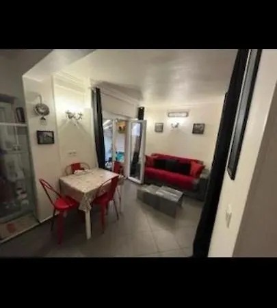 Studio Centre Avec Terrasse Апартаменты Ментона